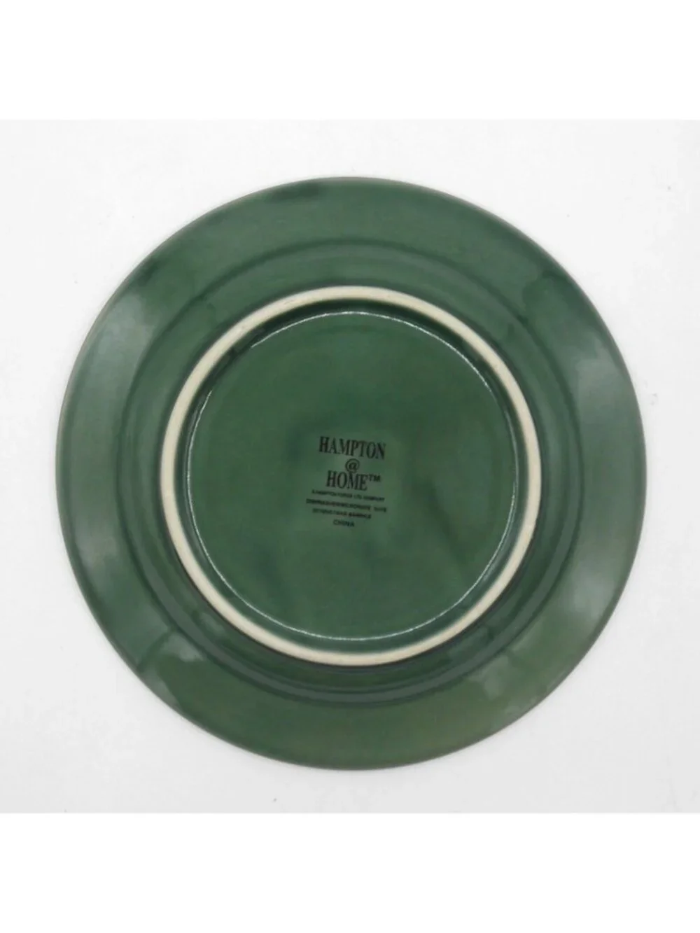 Hampton Forge CHRISTMAS BERRIES Salad Plates Set of 4 Embossed Pattern: HFOCHB